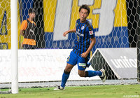 小手川 宏基が味方からのパスを冷静に流し込み、大分がさらに点差を広げる【明治安田Ｊ２ 第27節 大分vs新潟】