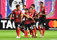 浮き球を収めたチャナティップ（札幌）がミドルレンジからボレーシュートを沈め、札幌が失点直後に同点に追いつく【明治安田Ｊ１ 第21節 札幌vsＣ大阪】