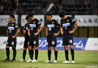 3ゴールは奪ったものの、乱打戦を落とした熊本は3連敗となった【明治安田Ｊ２ 第28節 熊本vs横浜FC】