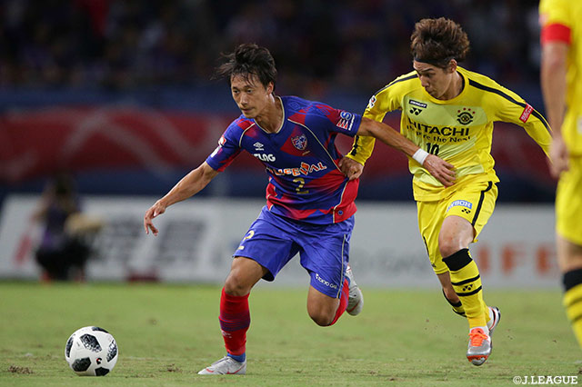 豊富な運動量でこの日も右サイドから幾度となくチャンスを演出した室屋 成（FC東京）。【明治安田Ｊ１ 第22節 FC東京vs柏】