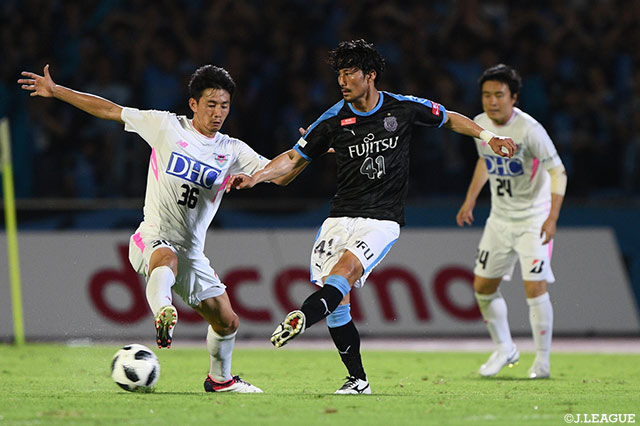 家長 昭博（川崎Ｆ）は味方とのコンビネーションプレーやミドルシュートなど見せ場を作った【明治安田Ｊ１ 第22節 川崎Ｆvs鳥栖】