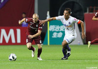 アンドレス イニエスタ（神戸）と青山 敏弘（広島）のマッチアップ【明治安田Ｊ１ 第22節 神戸vs広島】