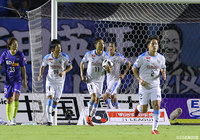 先制を許した直後、右サイドからのクロスに小林 悠（#11）が合わせ川崎Ｆが同点に追いつく！【明治安田Ｊ１ 第23節 広島vs川崎Ｆ】