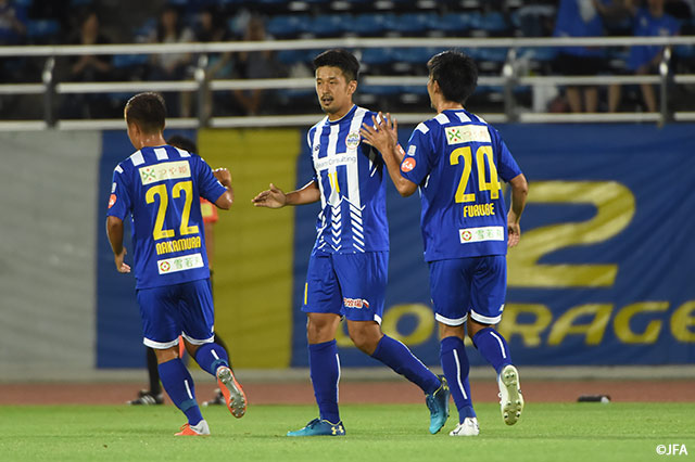 阪野 豊史（山形/#11）が左足でボレーシュートを放ち、同点ゴールを奪取！【天皇杯 ラウンド16 山形vsFC東京】