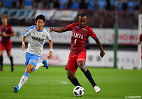 豊富な運動量で攻守にチームを助けたレオ シルバ（鹿島）【明治安田Ｊ１ 第24節 鹿島vs磐田】