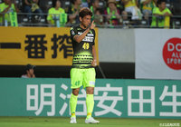 DFの甘いクリアに反応した下平 匠が押し込み、ホームの千葉が先制する！【明治安田Ｊ２ 第30節 千葉vs東京Ｖ】