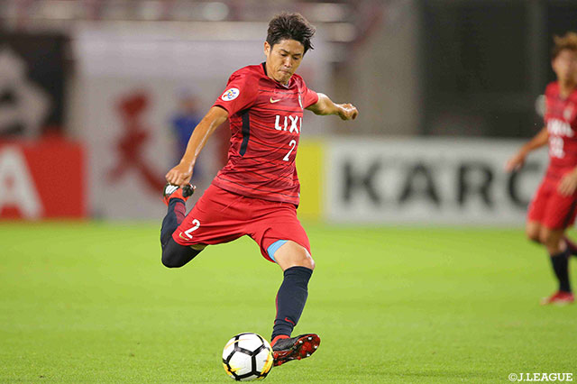 12分、セカンドボールを拾った内田 篤人（鹿島）がミドルシュートを放つ！【ACL 準々決勝 第1戦 鹿島vs天津権健】