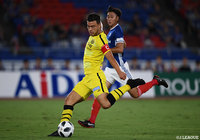 前節2ゴールのクリスティアーノ（柏）が利き足の左足で果敢にシュートを放つ！【明治安田Ｊ１ 第25節 横浜FMvs柏】