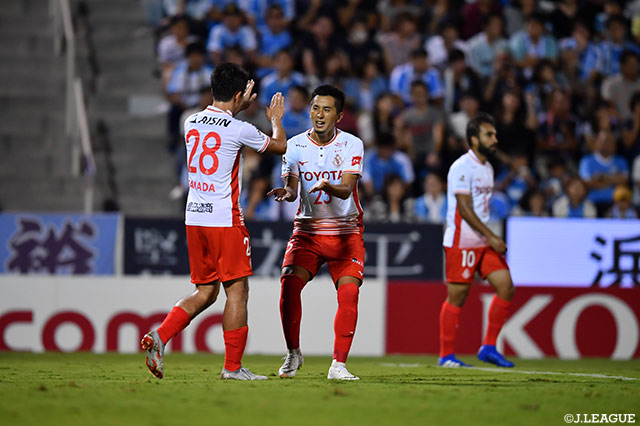 前田 直輝（名古屋/#25）は切れ味鋭いドリブルを武器に躍動。1ゴールを記録した【明治安田Ｊ１ 第25節 磐田vs名古屋】