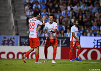 前田 直輝（名古屋/#25）は切れ味鋭いドリブルを武器に躍動。1ゴールを記録した【明治安田Ｊ１ 第25節 磐田vs名古屋】