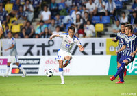 福岡の堅い守備を崩せず。三平 和司（大分）は74分に無念の交代【明治安田Ｊ２ 第31節 福岡vs大分】