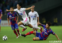 フル出場を果たした金崎 夢生（鳥栖）であったが相手の激しいプレスを受けシュート0本に終わった【明治安田Ｊ１ 第25節 FC東京vs鳥栖】