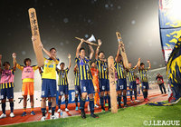 前回0-4で敗北したG大23とのリベンジマッチを見事勝利しホームのサポーターと喜びをわかち合った【明治安田Ｊ３ 第21節 群馬vsG大23】