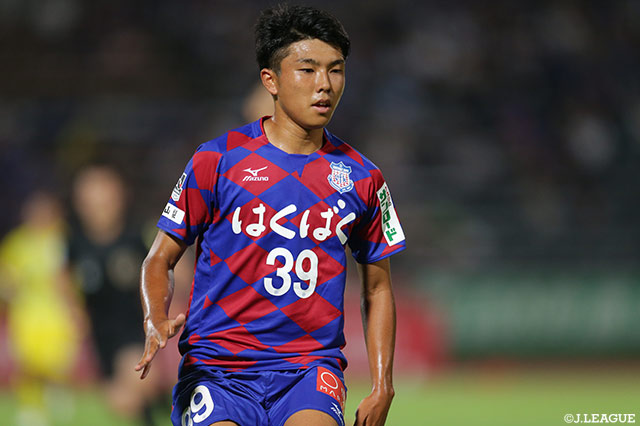 「2018年JFA･Jリーグ特別指定選手」の中山 陸が54分に先制ゴールを獲得し、ホームの甲府が先制！【ルヴァンカップ 準々決勝　第1戦 甲府vs柏】