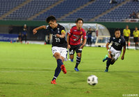 薗田 卓馬（鹿児島）は後半に得たPKを決め前節に続きこの試合でも得点を奪ってみせた【明治安田Ｊ３ 第22節 鹿児島vs福島】