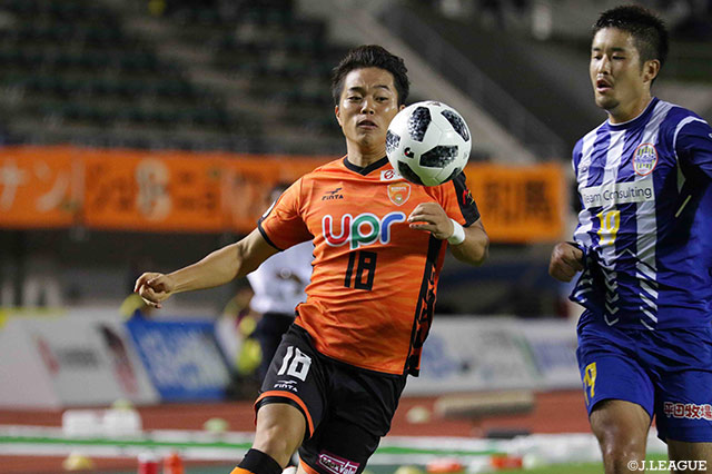 前回の対戦時、1ゴールを記録した高木 大輔（山口）だったが、この日は山形守備陣に抑えられた【明治安田Ｊ２ 第32節 山口vs山形】