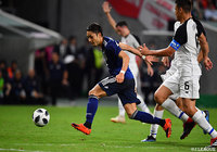 南野と2トップを組んだ小林 悠（川崎Ｆ）。前線からの守備や、味方への落としなど献身的なプレーが見られる【国際親善試合：日本vsコスタリカ】