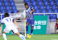 加入後、初のスタメン出場を果たしたレオミネイロ（福岡）だがゴールならず【明治安田Ｊ２ 第26節 福岡vs横浜FC】