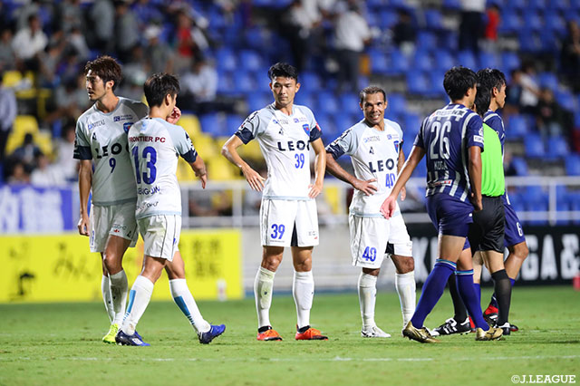 横浜FCは終始福岡の猛攻を受けるも無失点に抑え、勝ち点1を獲得【明治安田Ｊ２ 第26節 福岡vs横浜FC】