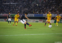 13分、中山 雄希がPKを落ち着いて決めて鹿児島が先制！【明治安田Ｊ３ 第23節 鹿児島vs北九州】