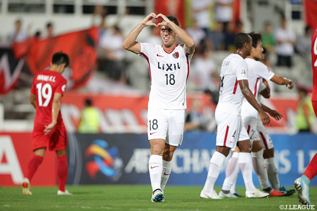 第1戦で加入後初ゴールを決めたセルジ―ニョ（鹿島）が開始早々に得たCKに頭で合わせ先制！突破に向けて大きな大きなアウェーゴールを手にする【ACL 準々決勝 第2戦 天津権健vs鹿島】