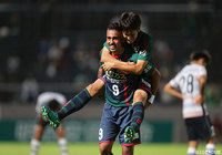 2ゴールを奪い勝利に貢献したレオナルド（鳥取）。今シーズンの得点を「16」に伸ばしランキングを独走【明治安田Ｊ３ 第24節 鳥取vsF東23】