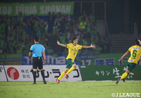 大野 和成の豪快なシュートが決まり、湘南が均衡を破る!【明治安田J1 第27節 湘南vsC大阪】