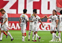 ACL4強を決め、勢いに乗る鹿島はリーグ戦でも試合巧者ぶりを発揮した【明治安田Ｊ１ 第27節 札幌vs鹿島】