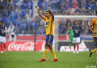 野津田 岳人（仙台）の折り返しのボールが相手DFに当たり同点に追いつく！【明治安田Ｊ１ 第28節 横浜FMvs仙台】