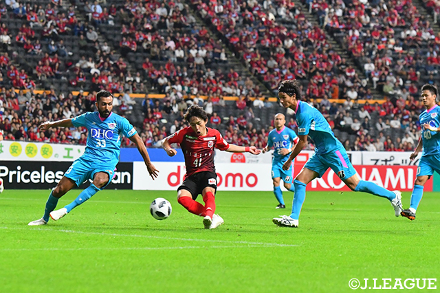 終始ゴールへ迫るプレーを見せ、待望の移籍後初ゴールをマークした三好 康児（札幌）【明治安田Ｊ１ 第28節 札幌vs鳥栖】
