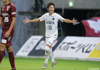 前半40分のCKからフリーとなった西 大伍(鹿島)が軽く流し込んで追加点を奪う!【明治安田J1 第28節 神戸vs鹿島】