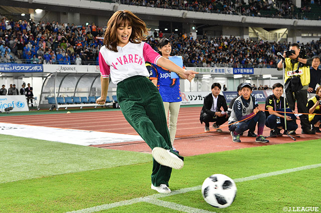 キックインセレモニーも行われました！【明治安田Ｊ１ 第28節 長崎vs川崎Ｆ】