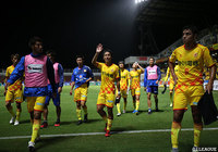 ホームの北九州は終了間際の池元のゴールでなんとか引き分けに持ち込み、勝ち点1を確保した【明治安田Ｊ３ 第25節 北九州vs藤枝】