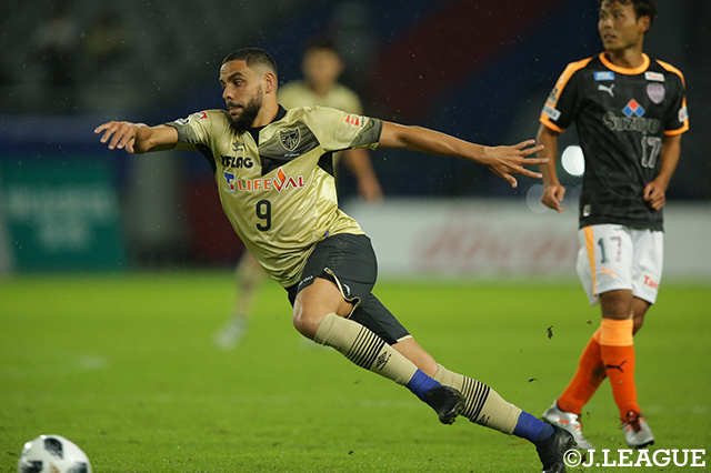  ディエゴ　オリヴェイラ（FC東京）はチャンスに絡むプレーを何度も見せたが得点することはできなかった【明治安田Ｊ１ 第28節 FC東京vs清水】