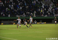 牛之濵 拓（鹿児島）は試合終了間際に劇的な同点ゴールを決めた【明治安田Ｊ３ 第25節 鹿児島vs秋田】