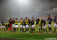 鹿児島は後半早々に退場者を出してしまう苦しい展開も粘り強く戦い、なんとか勝ち点を積み上げ2位浮上を果たした【明治安田Ｊ３ 第25節 鹿児島vs秋田】