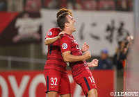 後半39分にセルジーニョ(鹿島/#18)が見事な同点弾を奪い、雄たけびを上げる!【ACL 準決勝 第1戦 鹿島vs水原三星】