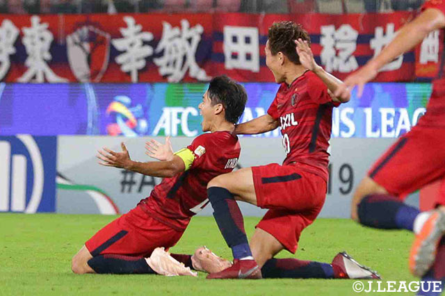 セカンドボールに反応した内田 篤人（鹿島）が右足を振り抜いたボールは相手ゴールに吸い込まれ、土壇場で逆転に成功！！【ACL 準決勝　第1戦 鹿島vs水原三星】