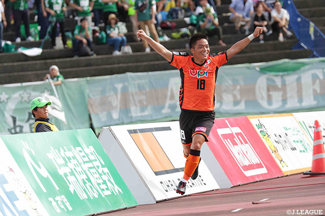 39分に高木 大輔（山口）が追加点をゲット！高木は2戦連発！【明治安田Ｊ２ 第36節 山口vs岐阜】