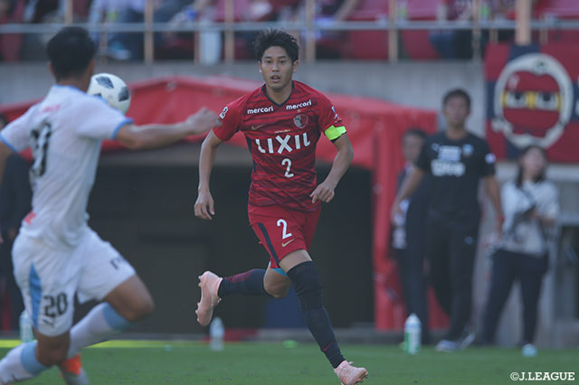 鹿島は78分に遠藤 康に代わり内田 篤人を投入！内田はキャプテンマークを引き継ぐ【明治安田Ｊ１ 第29節 鹿島vs川崎Ｆ】