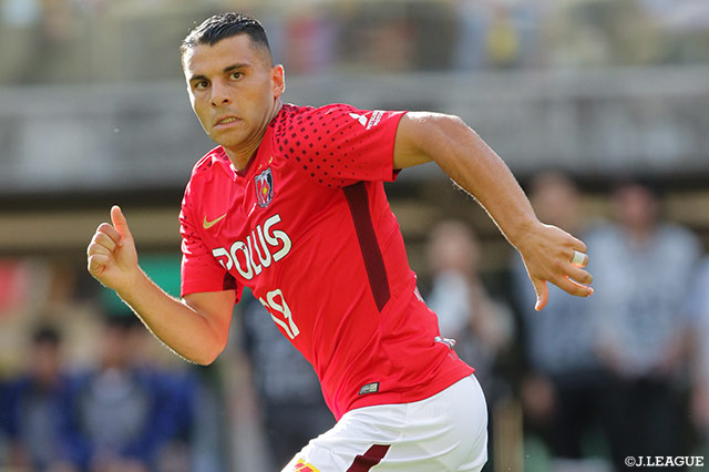 追加点を奪いたい浦和は興梠 慎三に代えてアンドリュー ナバウトを投入【明治安田Ｊ１ 第29節 仙台vs浦和】