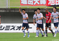 平岡 翼のゴールが決まり、F東23が1点リードで前半を折り返す【明治安田Ｊ３ 第26節 福島vsF東23】