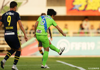 こぼれ球に反応した石川 俊輝が左足を一閃！ホームの湘南が貴重な先制点を挙げる【ルヴァンカップ 準決勝　第2戦 湘南vs柏】