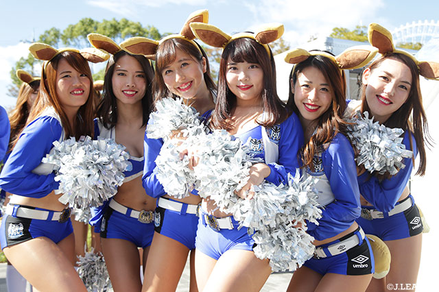 ガンバチアの皆さんも仮装してお出迎え♪【明治安田Ｊ１ 第30節 Ｇ大阪vs横浜FM】