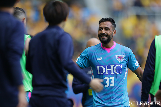 2点差を追いつかれた鳥栖だが、78分にジョアン　オマリのゴールで再びリードを奪った【明治安田Ｊ１第30節仙台vs鳥栖】