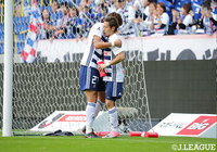 好調を維持する仲川　輝人（右）がリーグ戦3試合連続ゴールを記録し横浜FMが先制！【明治安田Ｊ１第30節Ｇ大阪vs横浜FM】