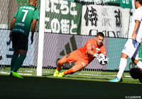 岐阜の守護神・ビクトル。無失点に抑え、価値ある引き分けに貢献した【明治安田Ｊ２ 第38節 松本vs岐阜】