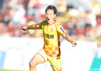 終了間際に内藤 洋平が豪快なシュートを叩き込み、北九州が劇的な勝利を収めた【明治安田Ｊ３ 第29節 北九州vs盛岡】