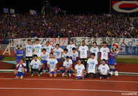 甲府は試合後サポーターと共に、怪我で長期離脱した湯澤 聖人と金園 英学に向け励ましのメッセージを送った【明治安田Ｊ２ 第39節 甲府vs讃岐】