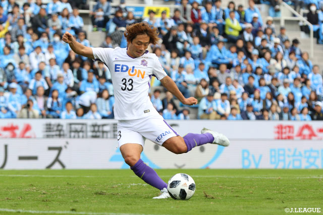 ティーラシンが落としたボールに和田 拓也が左足で合わせ、広島が追加点をゲット！【明治安田Ｊ１ 第31節 磐田vs広島】